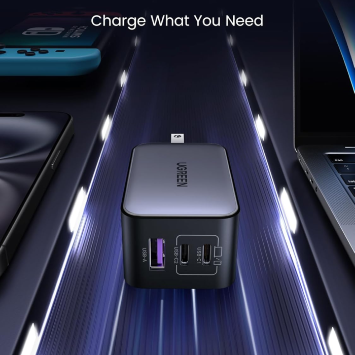Ugreen 35965 4 Port 140W GaN Fast Charger 3*C+1*A